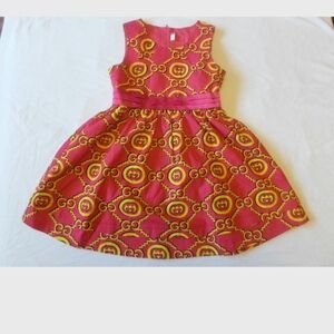 Girls dress